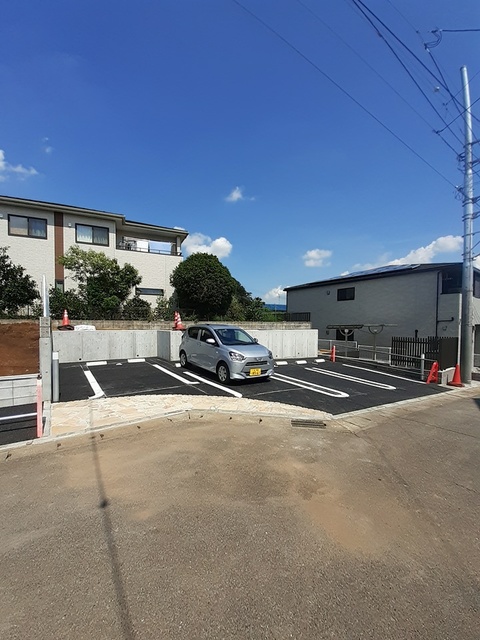 コンフォートＢ 駐車場