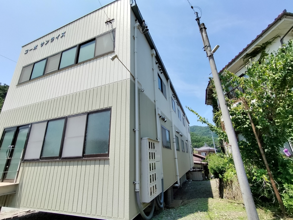 コーポサンライズ 外観