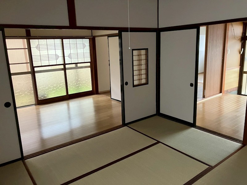 泉東町貸家 ベッドルーム