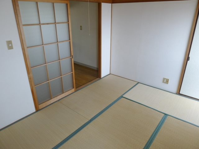 髙山木材本社ビル 内装