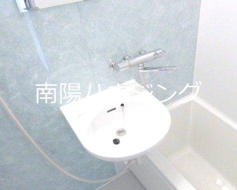 ハイツプリズムＢ棟 洗面所
