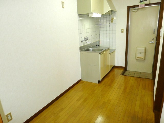 コーポジェム 玄関