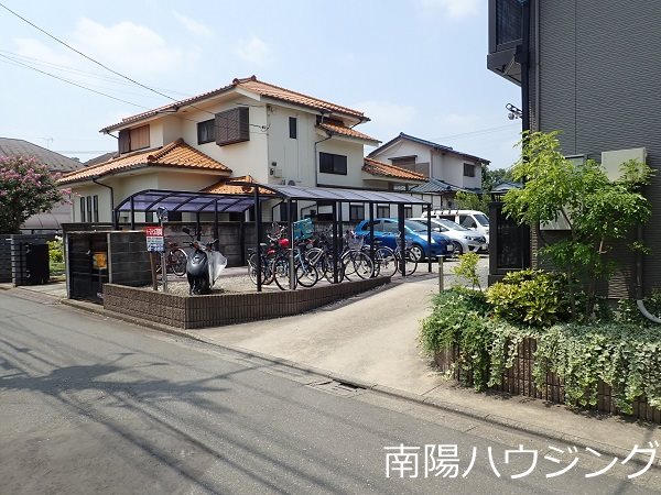 イーストヒルズ 外観