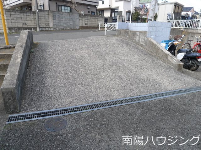 ハイムつつじヶ丘Ａ 外観