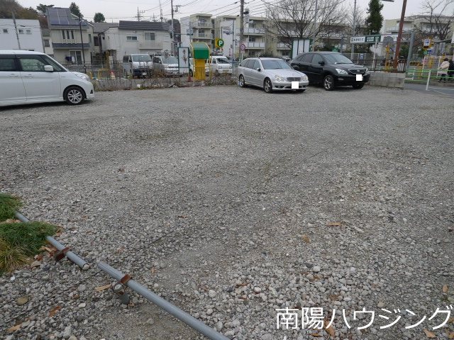 弁天橋駐車場 外観