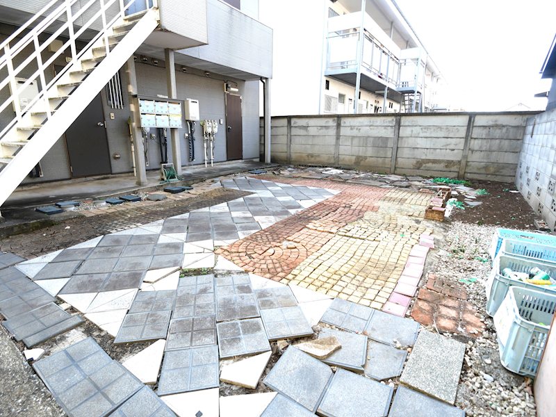 クレスト和泉 エントランス
