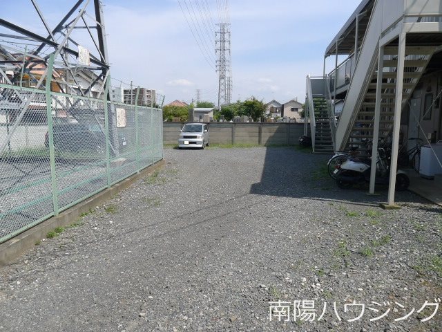 フェリシテミタカ 駐車場