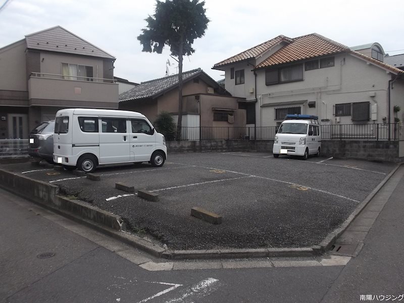 仙川藤原駐車場 外観