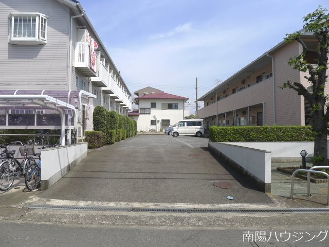 KMハウス駐車場 外観