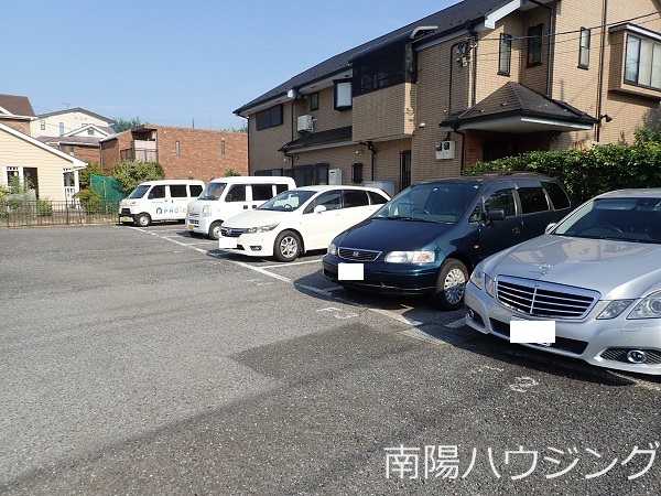 中山興産牟礼駐車場 その他