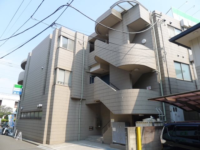 シンエイビル エントランス