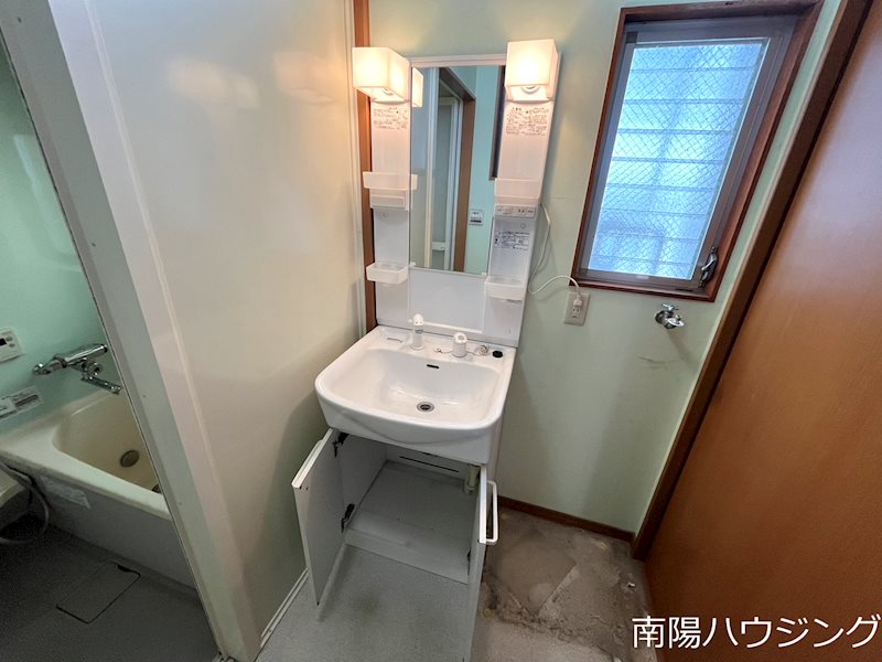 東豊田3丁目戸建 洗面所