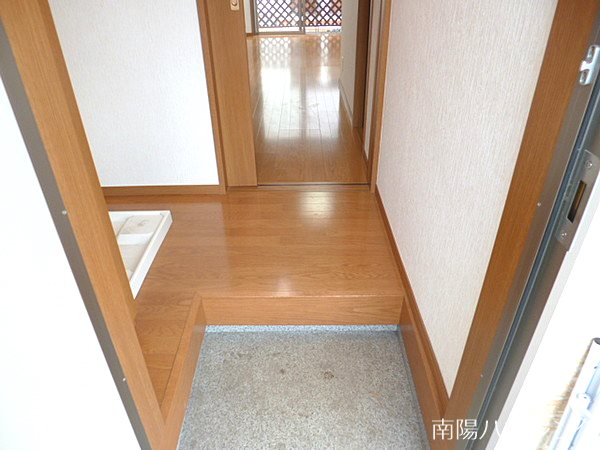 フラワーコート白糸台 玄関