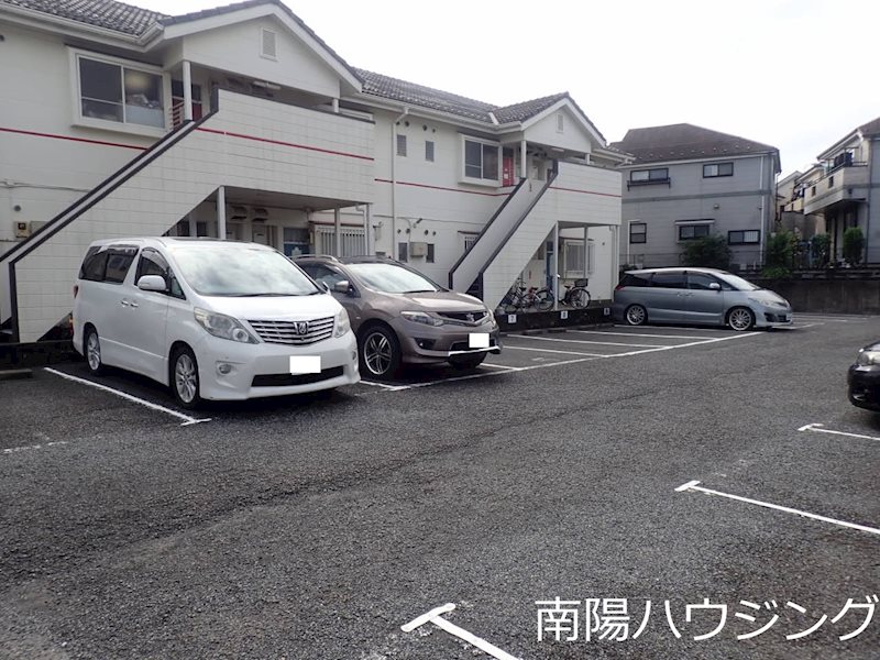 麻生てるおハイツ駐車場 駐車場
