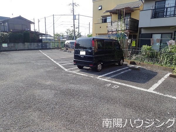 中山興産牟礼駐車場 その他