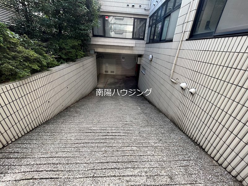 コアパレス常葉 駐車場