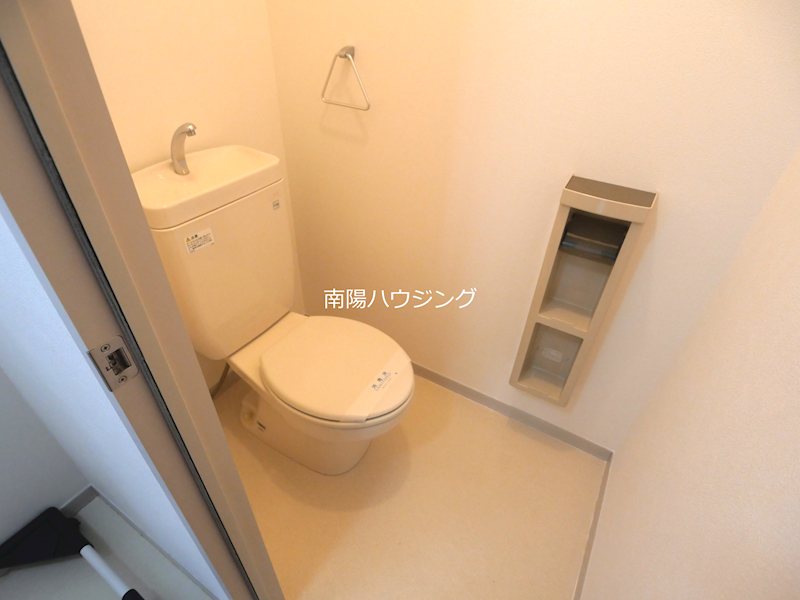 シルウィ・コーラ トイレ