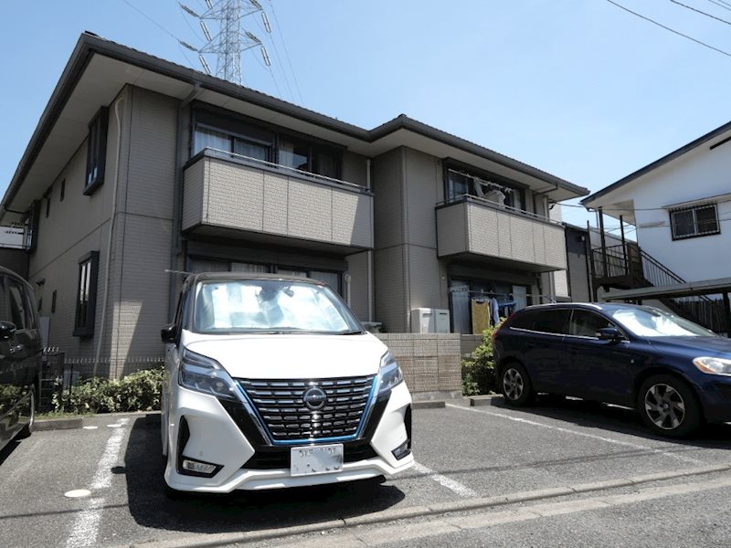 シルウィ・コーラ 駐車場