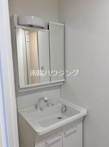 北鎌倉ガーデン 洗面所