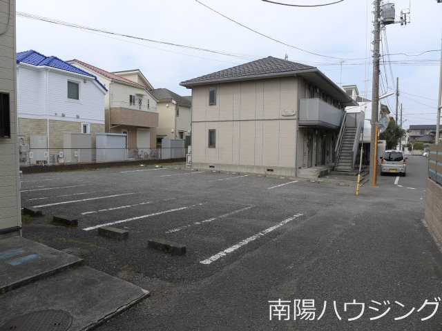 第1パーキングタナベ 駐車場