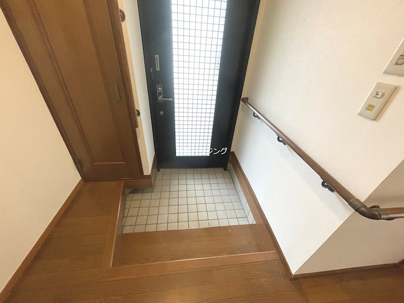 テラス喜多見ガーデン 玄関