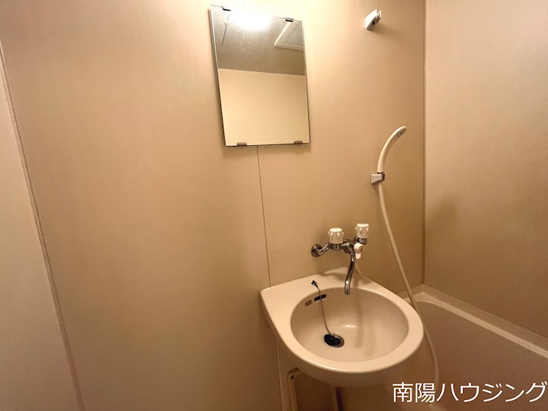 ロジェ高井戸弐番館 洗面所