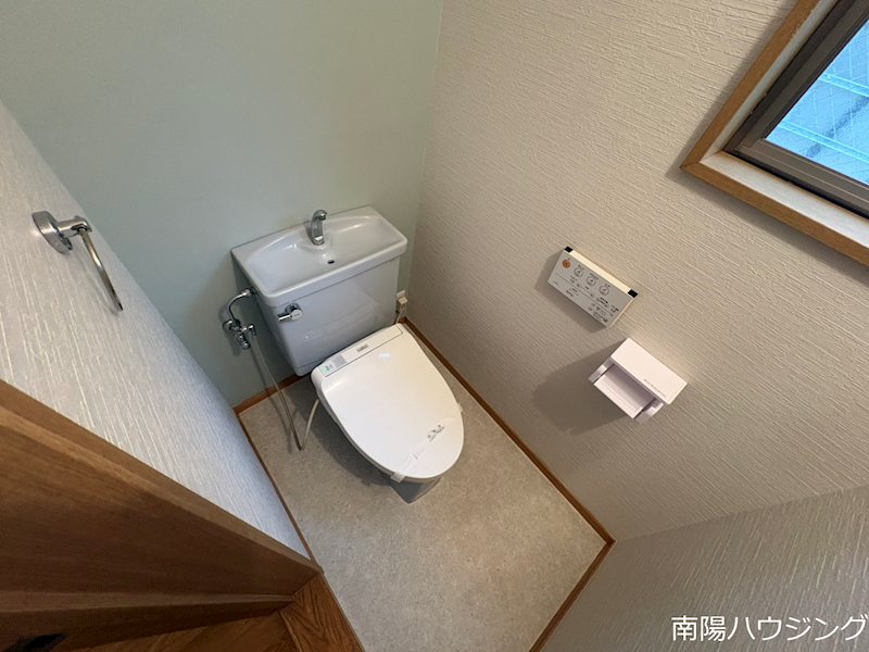 上祖師谷1丁目戸建 トイレ