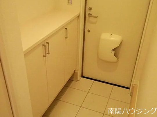 グラッサ 玄関