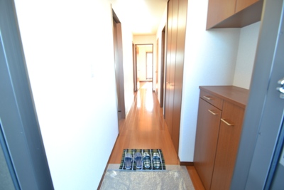 メゾングレースＡ 玄関