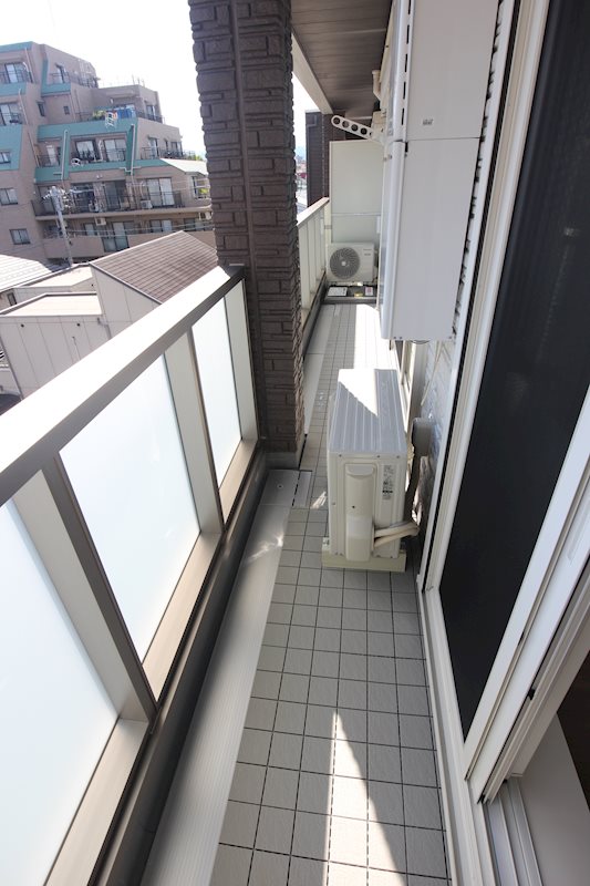 ラヴィルアール ベランダ