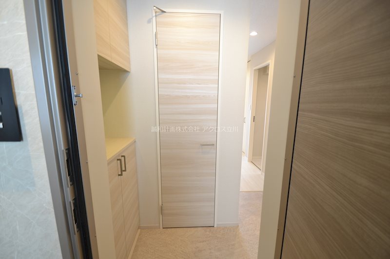 リラフォートタカマツ 玄関