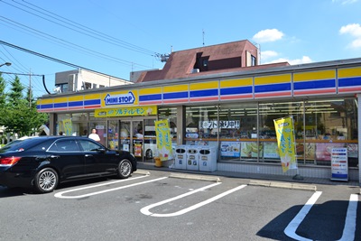 サニーコート コンビニ