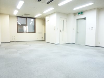 ハイブリッジ立川 玄関