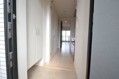 シャーメゾンステージ日野 玄関