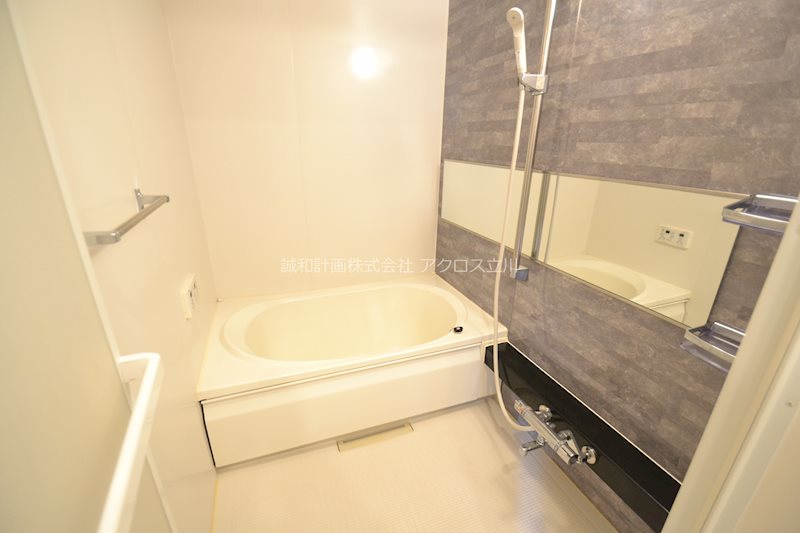 ヴァールハイト 風呂画像