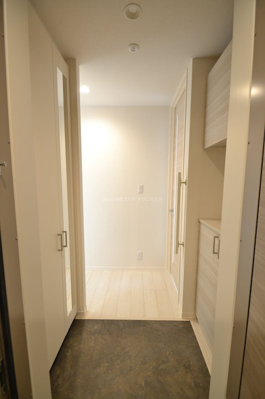 メゾン・ド・オウルⅡ 玄関