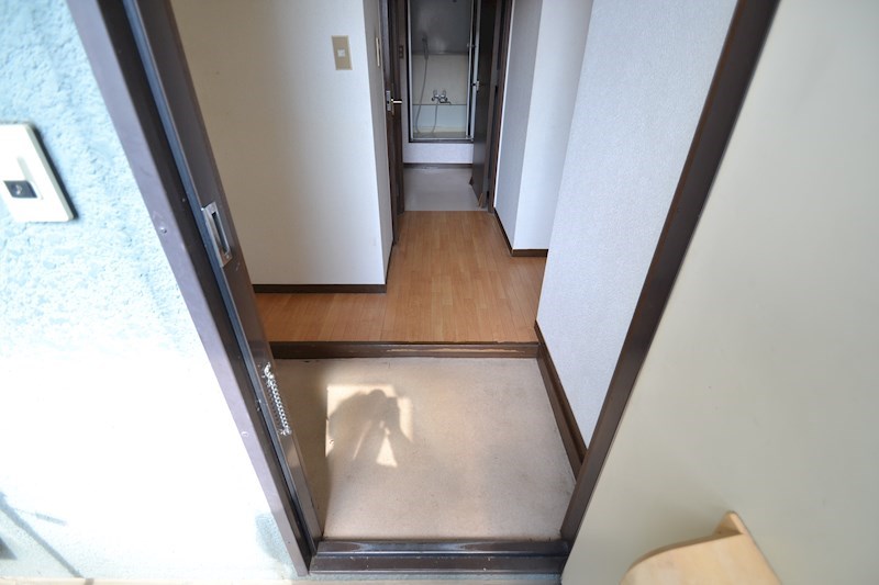 グリーンパークみよし 玄関