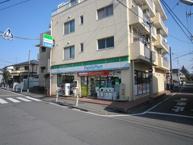 グレースランド コンビニ