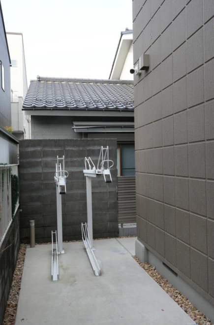 Ｂｒｏｗｎ　Ｗｉｎｇ その他3
