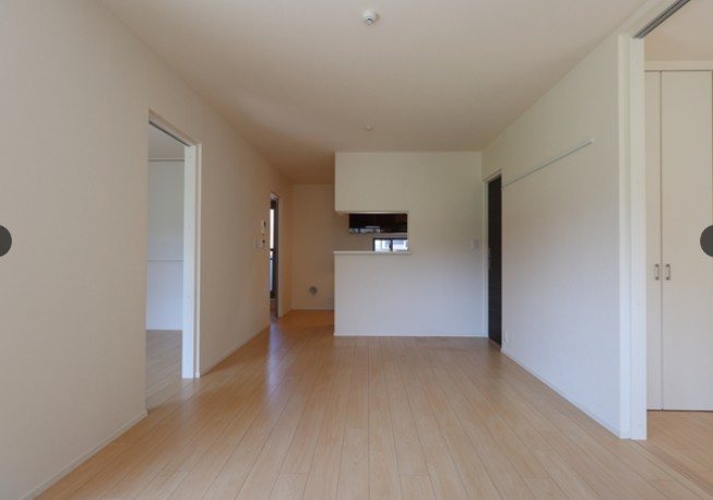 シヨン リビング