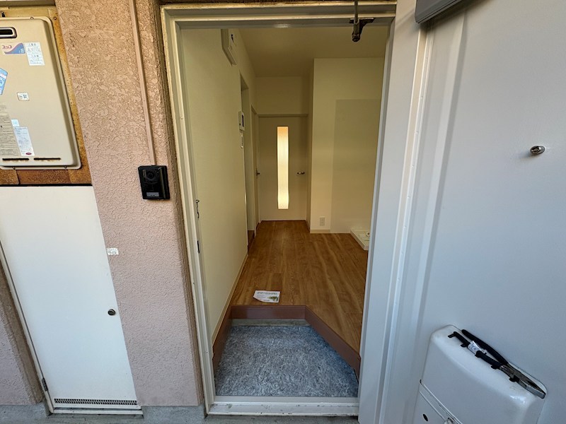 第３ハピネス 玄関