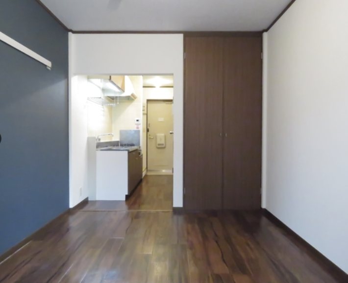 メゾンケーワイ 玄関