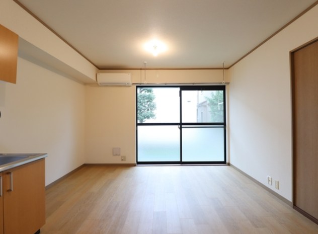 ガーデンズコート立川Ａ棟 リビング