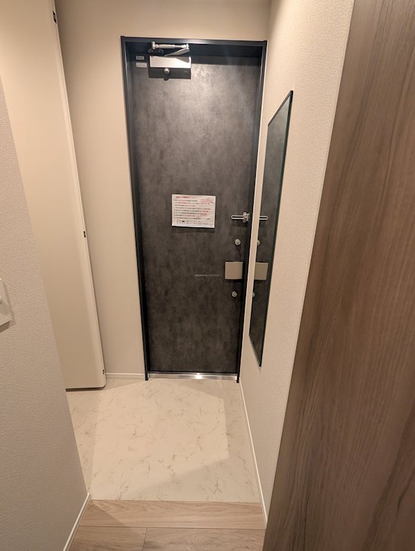 オカバ八王子堀之内ヘーベルメゾン 玄関