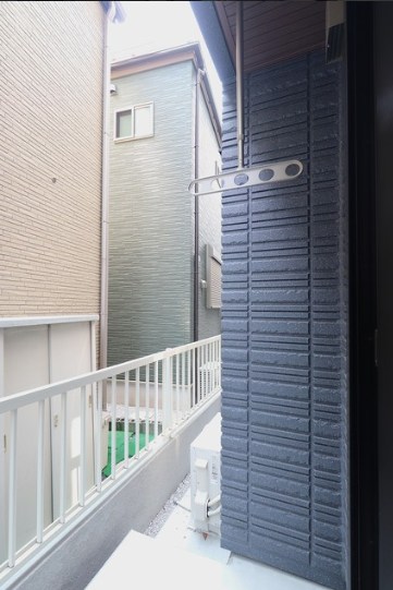 Ｒｅｆｉｎｅｄ　Ｃｏｕｒｔ　立川 ベランダ