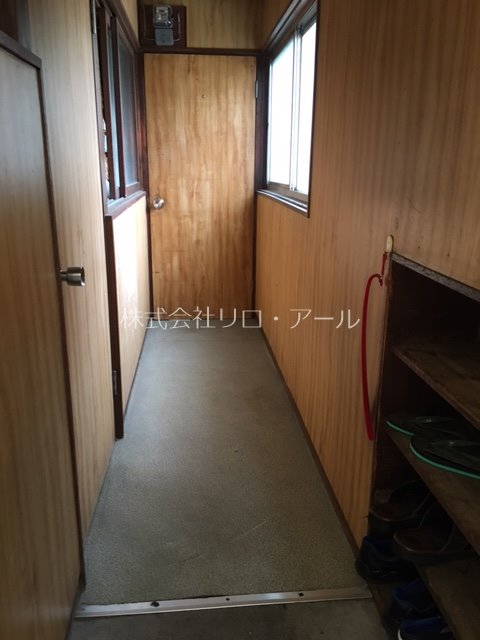 柴田荘 玄関