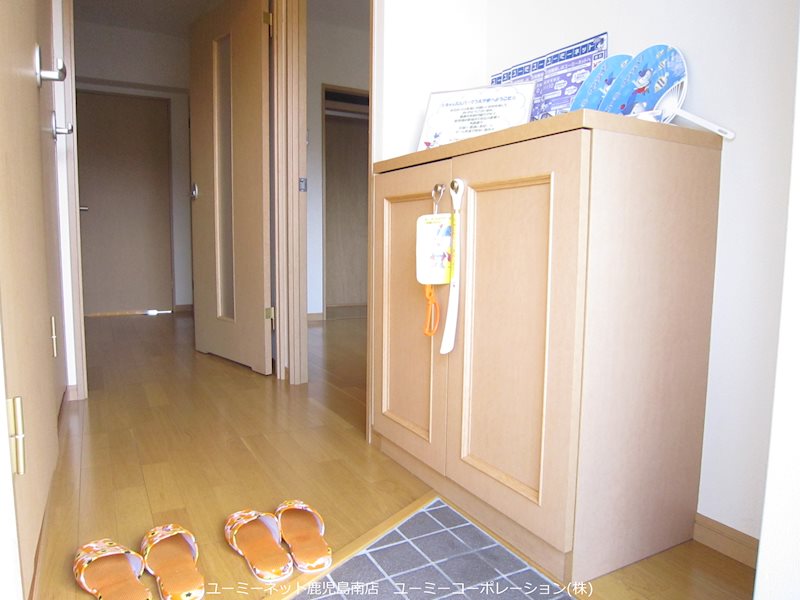 キャッスルパークうえやま 玄関
