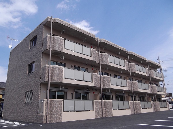 Ｙ＆Ｍラ・フォーレ栄町Ｃ棟 外観