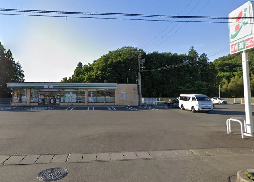 Ｙ＆Ｍラ・フォーレ栄町Ｃ棟 コンビニ