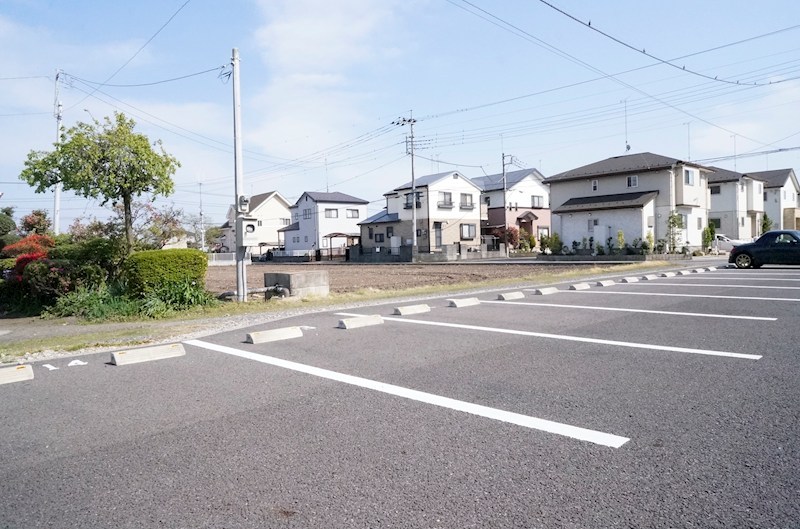 Ｙ＆Ｍアミューズ 駐車場